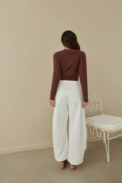 The Exclusive Cable Knit Sweater Brown