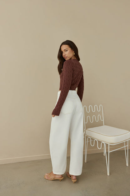 The Exclusive Cable Knit Sweater Brown
