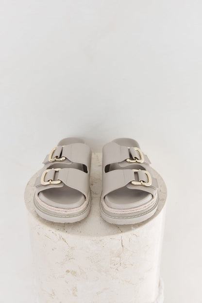 Alessia Sandals Stone