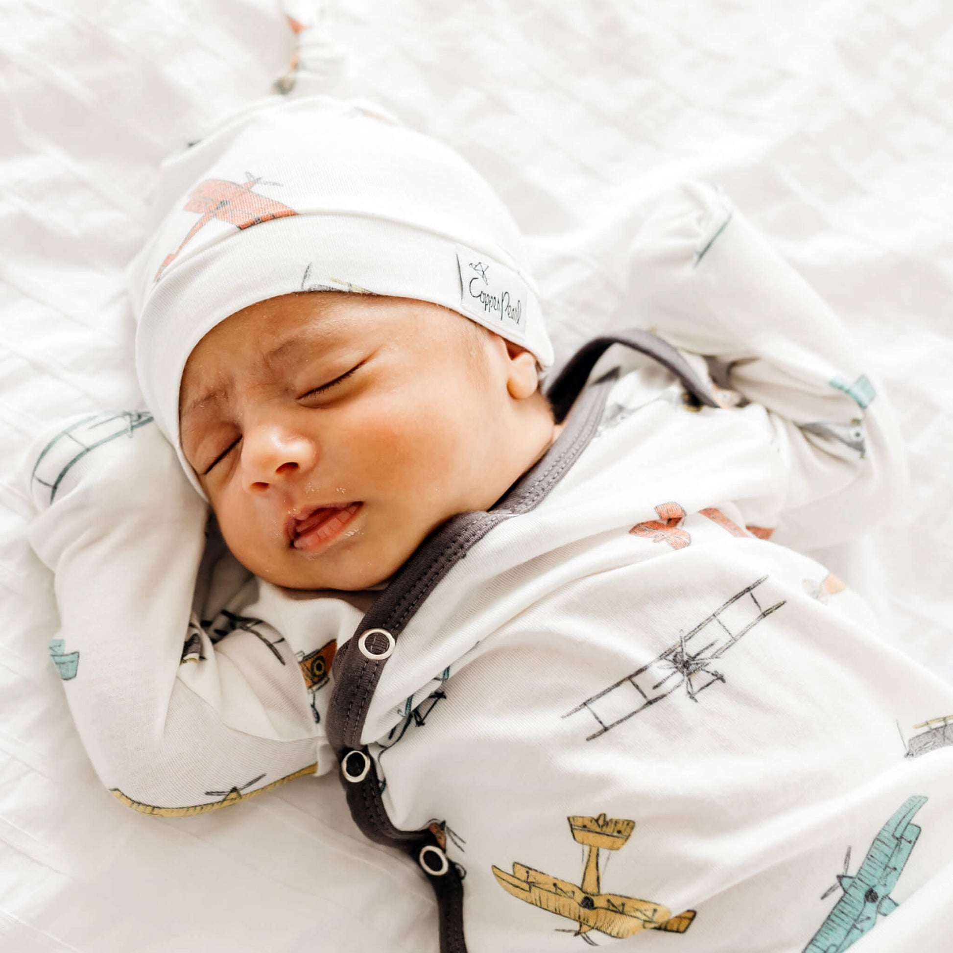 Newborn Knotted Gown - Ace