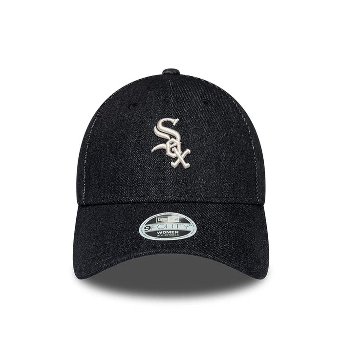 Pictured is this Womens MLB Denim Chicago White Sox 9FORTY Bowback cap in black. 3