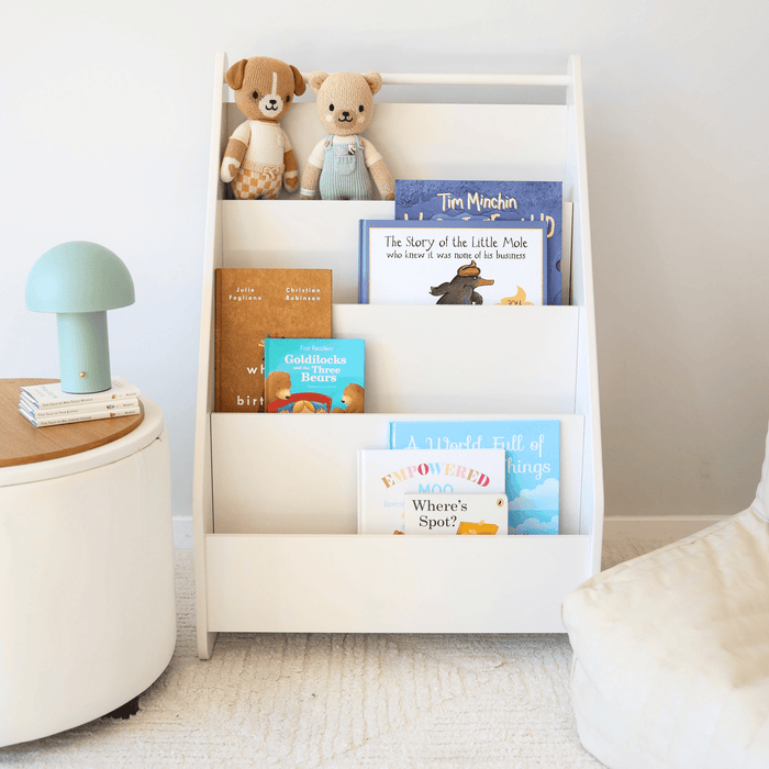 Clover Bookshelf