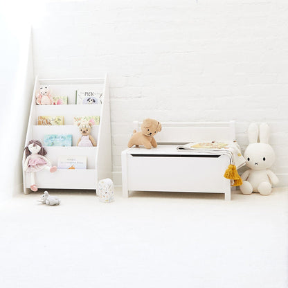 Clover Bookshelf
