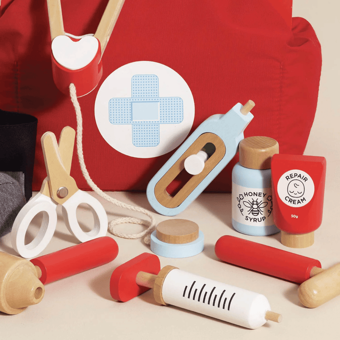 Le Toy Van Doctor's Set