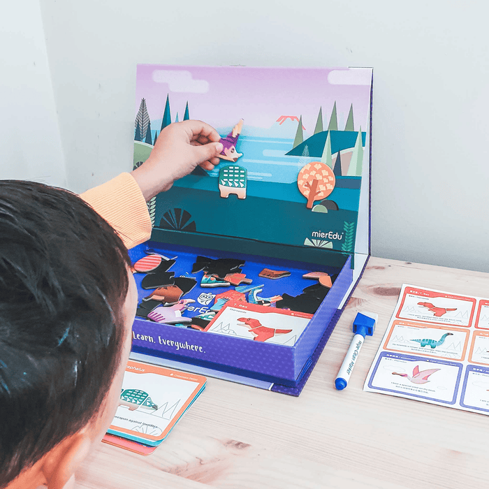 Mieredu Magnetic Art Case Dino World