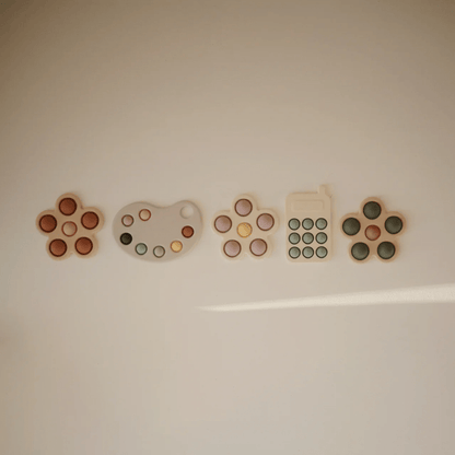 Mushie Paint Palette Press Toy - Multi