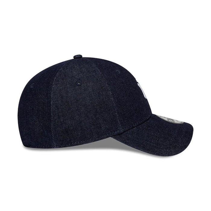 Pictured is this MLB Denim Heart New York Yankees 9FORTY cap in navy. 5