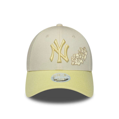 Pictured is this Womens MLB Floral New York Yankees 9FORTY cap in Cream. 2