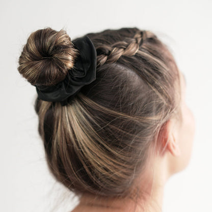 Performance Sports Scrunchie - Rugby Hair Ties for Athletes | APTOELLA
