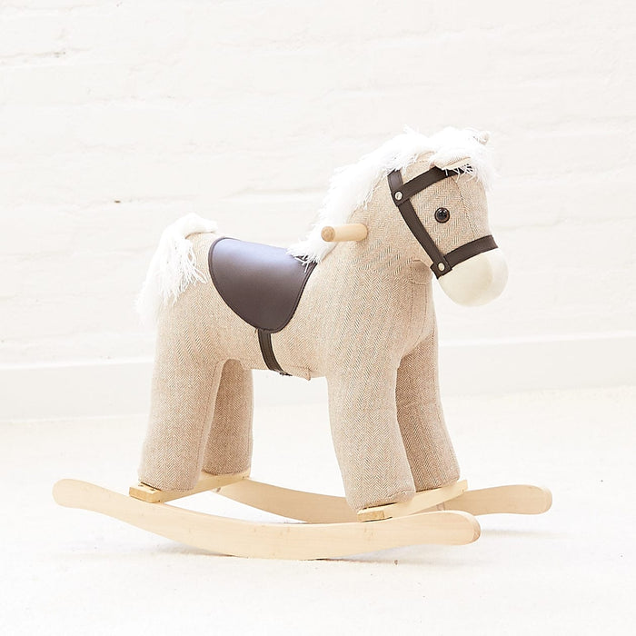 Rocking Horse Nutmeg
