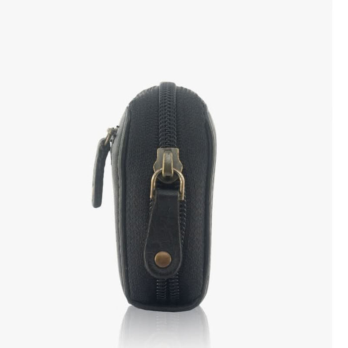 Ryan - The Card Holder