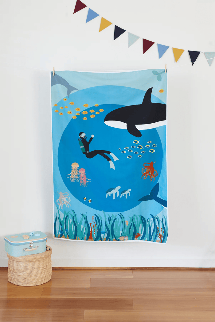 The Wonderful Little Suitcase Ocean Lover Playmat