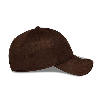 Pictured is this Womens New Era Textured 9TWENTY cap in dark brown. 5